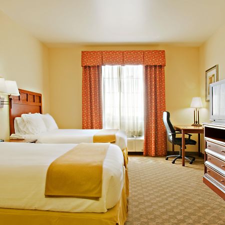 Holiday Inn Express Hotel & Suites Levelland By Ihg Buitenkant foto