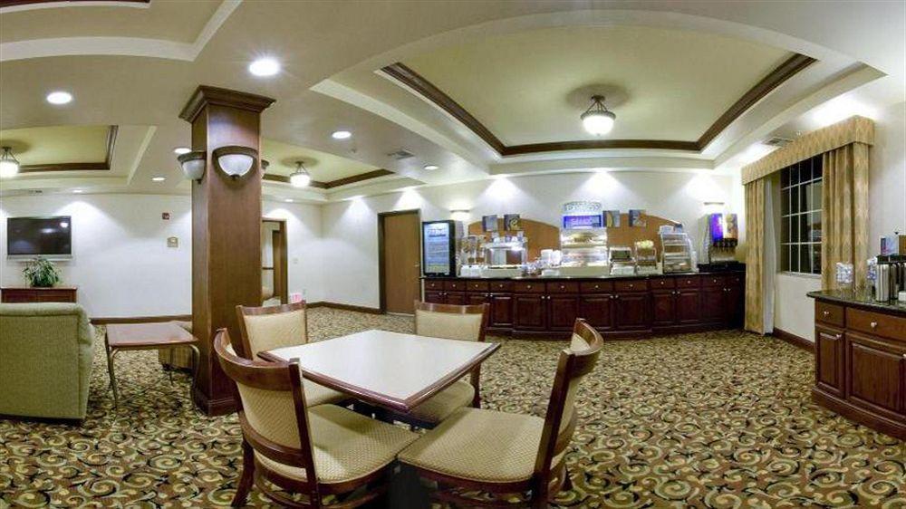 Holiday Inn Express Hotel & Suites Levelland By Ihg Buitenkant foto