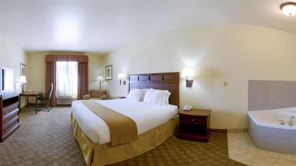 Holiday Inn Express Hotel & Suites Levelland By Ihg Buitenkant foto