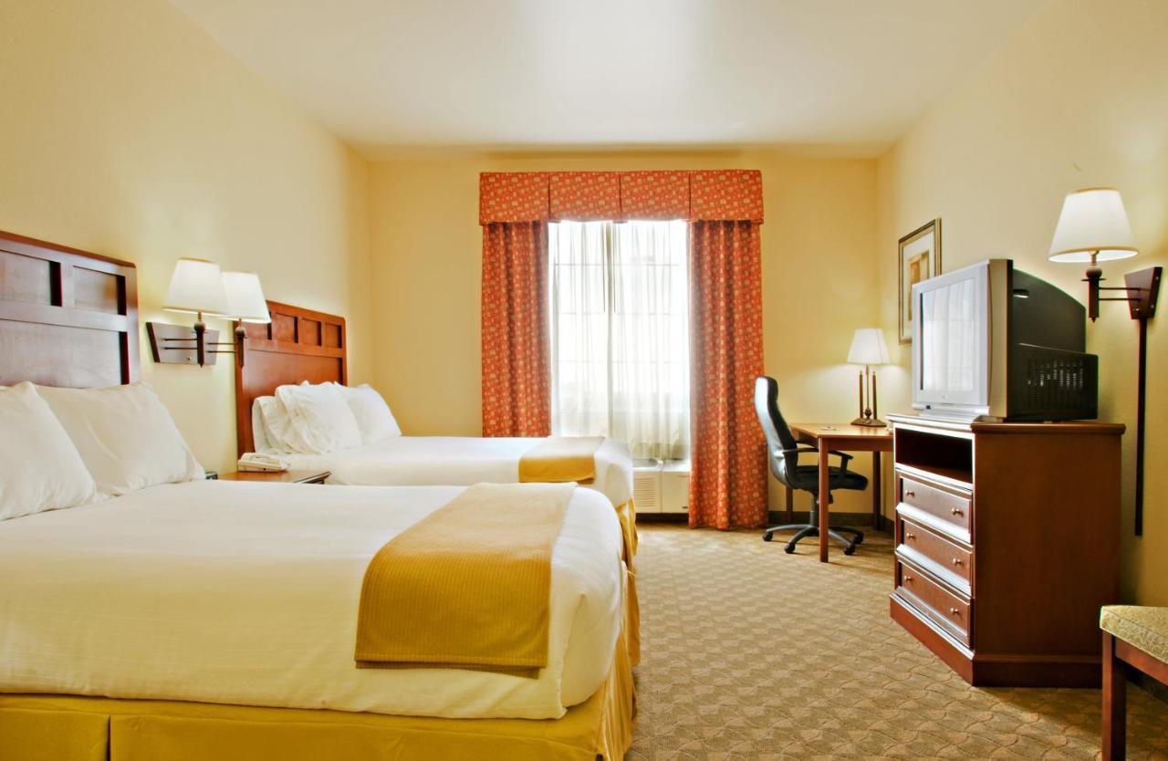 Holiday Inn Express Hotel & Suites Levelland By Ihg Buitenkant foto